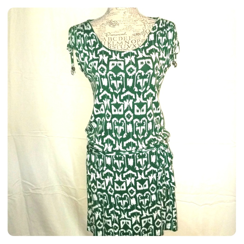 MICHAEL KORS MEDIUM GREEN WHITE DROP WAIST DRESS
